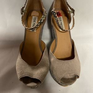 Steve Madden Snakeskin Wedge